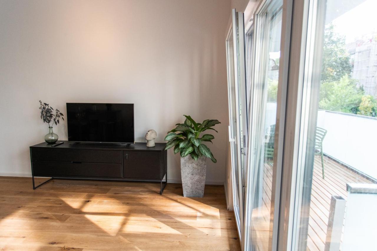 Stilvolle Wohnung Mit Ruhig Gelegenem Balkon Vienna Exterior photo